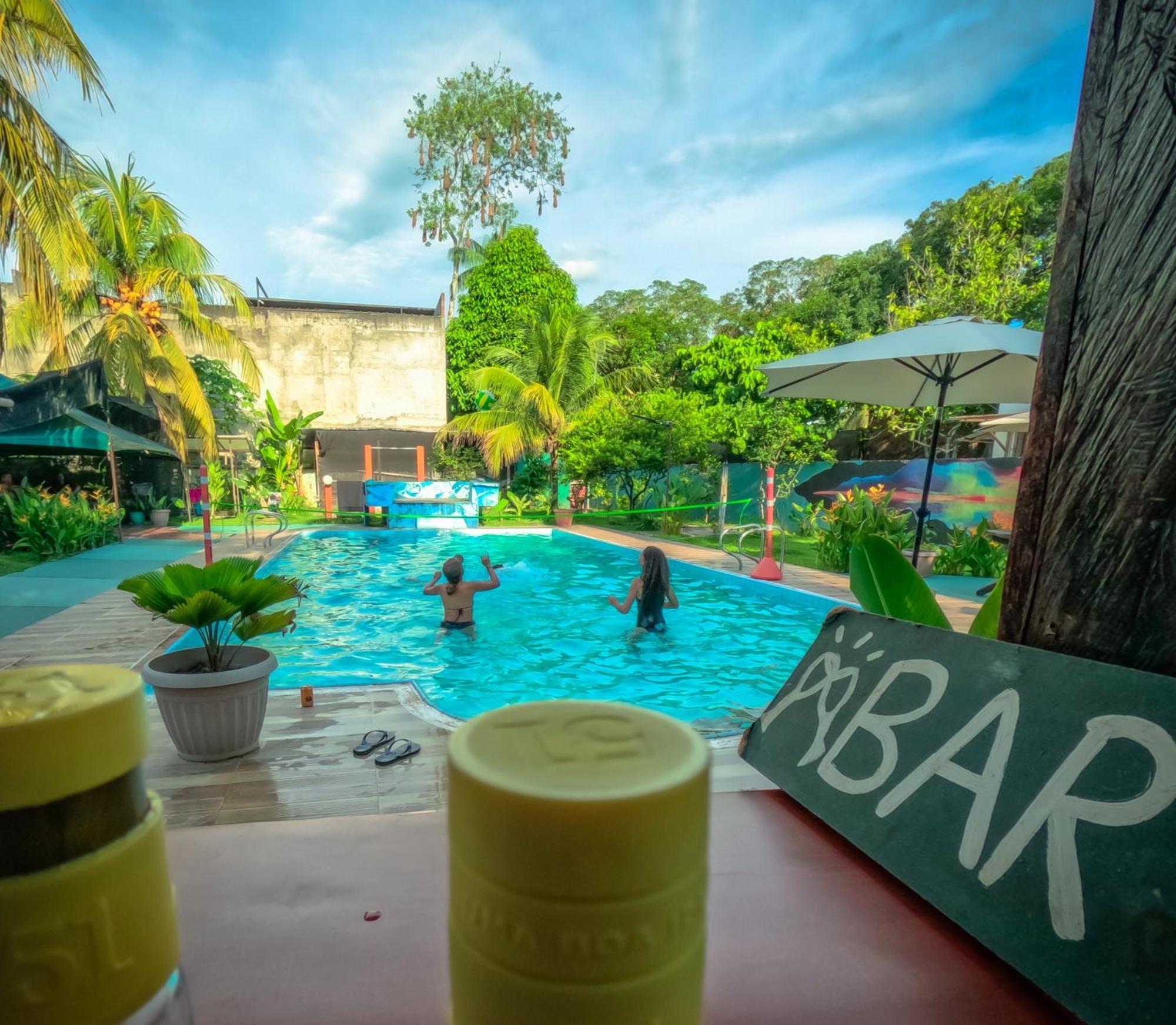 Hostel Casa De Las Palmas Tours เลติเซีย ภายนอก รูปภาพ