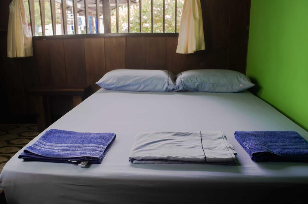 Hostel Casa De Las Palmas Tours เลติเซีย ห้อง รูปภาพ